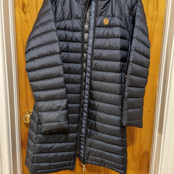 Women’s Fjallraven Snowflake Midnight Blue Large. New with Tags - Picture 2 of 4